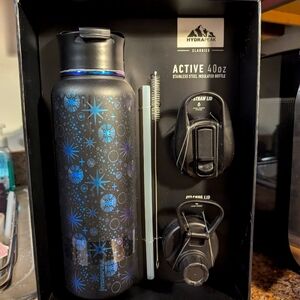 NWT Hydrapeak Voyager Celestial Stars 50oz Set with 2 Lids